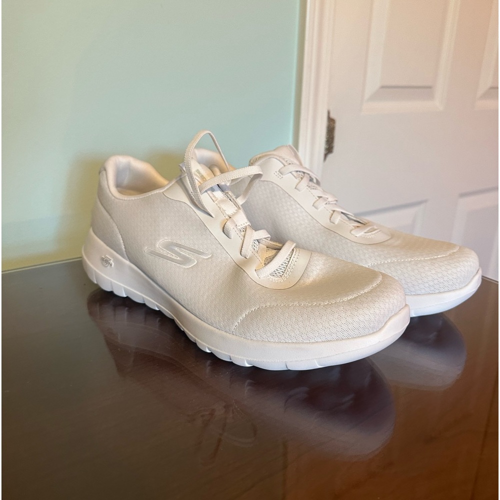 White air cooled sketchers shoes